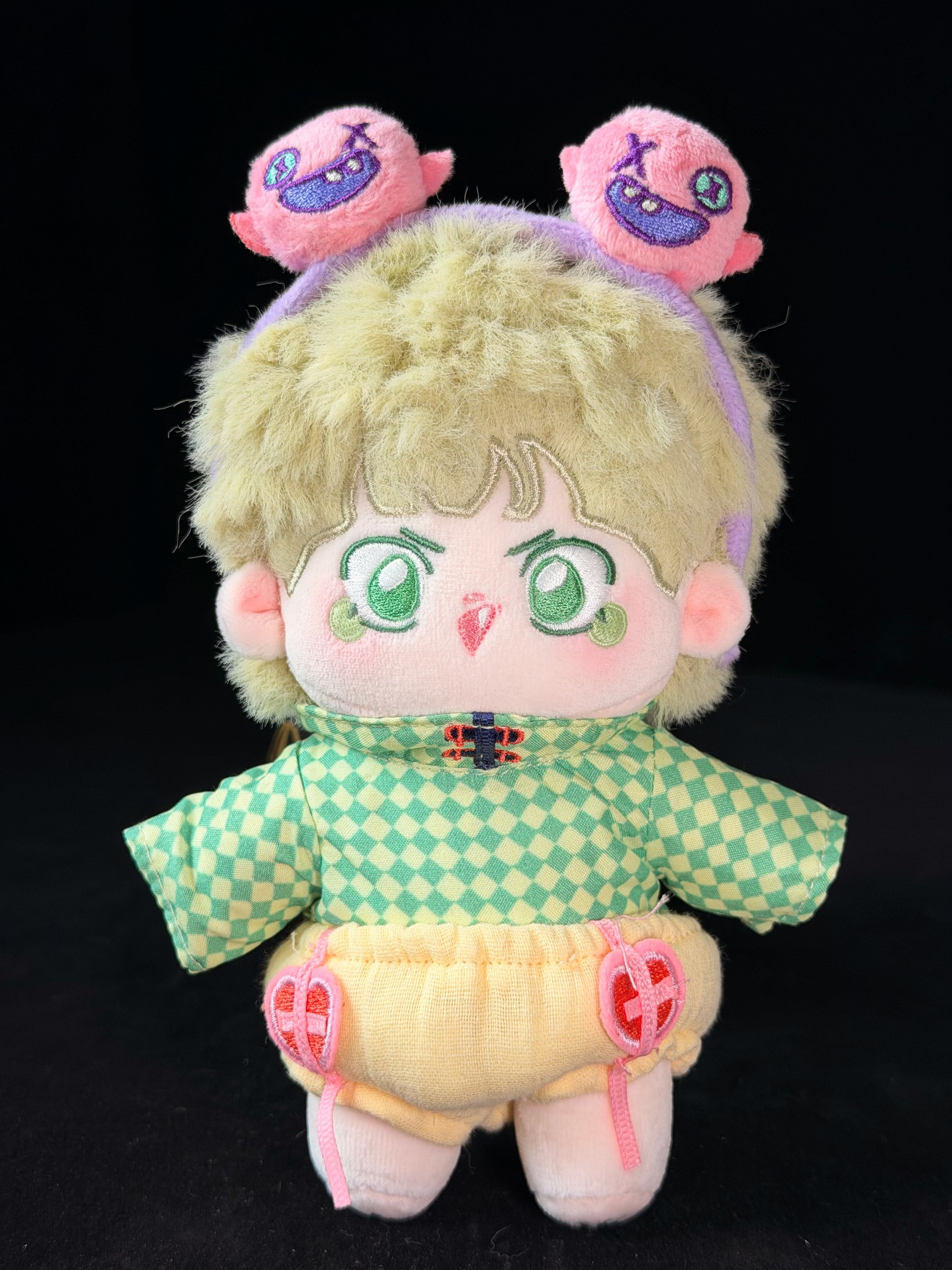 Schnabbit Avocado Character Plush